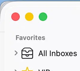 苹果自己不用 mac OS26 么，这 R 角看着不恶心吗🤮via VeryJack 碎语