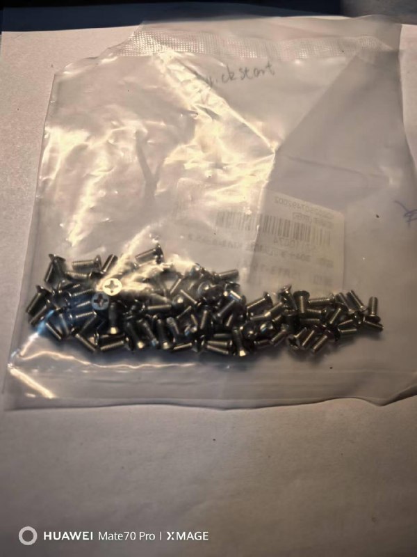 #日常/随记 就缺两根螺丝，结果网上最少是200起卖，不过还好，200个才3块钱！via 老张随笔